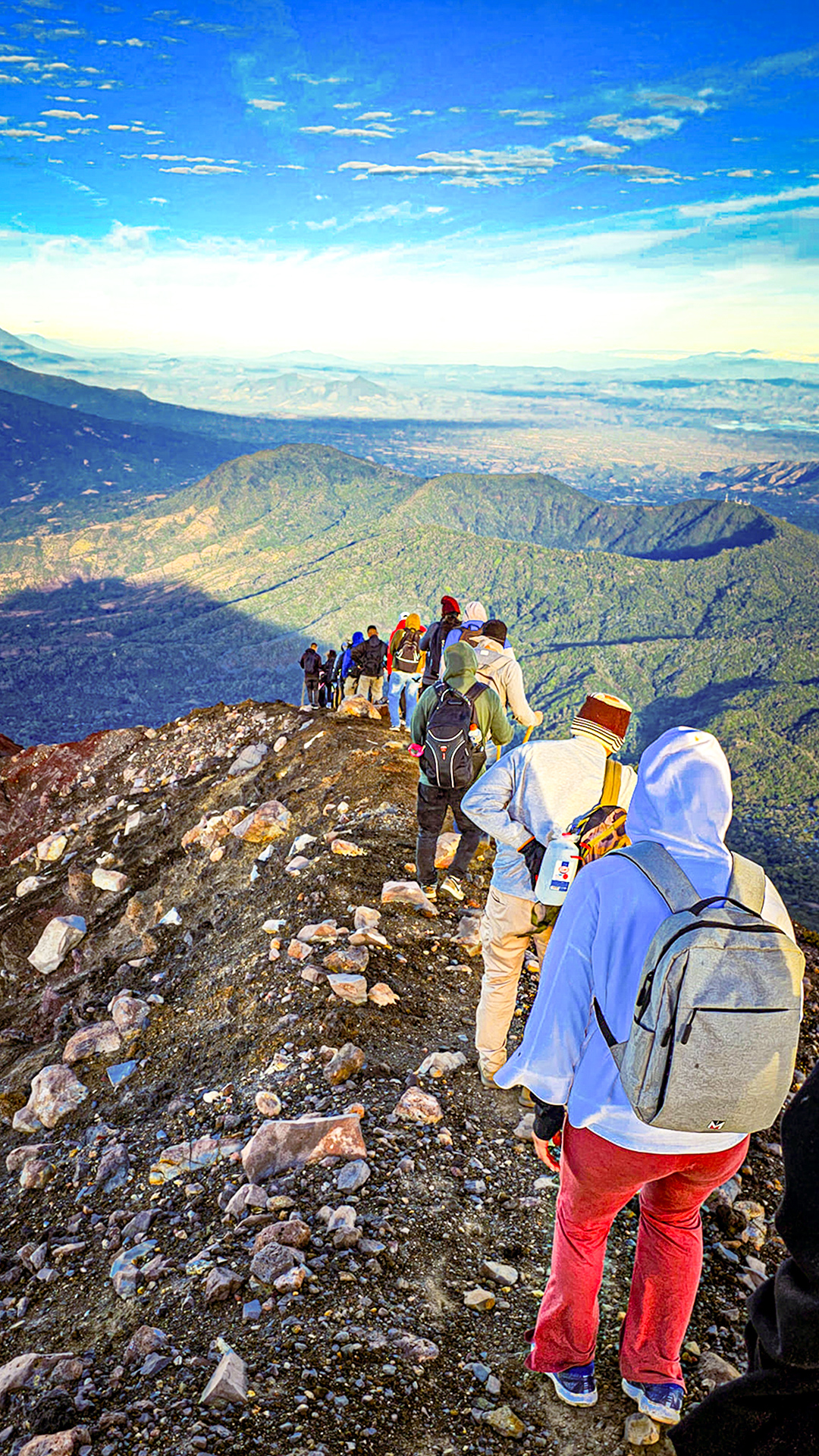 Camping + Caminata al Volcan de San Miguel